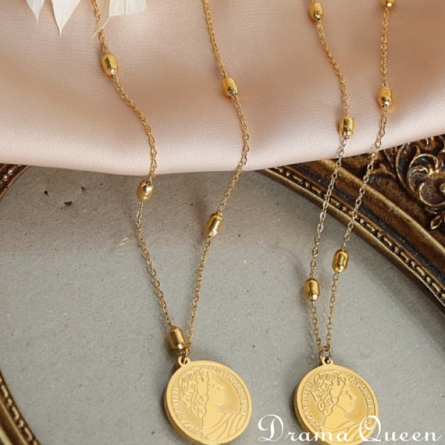 Elizabeth Necklace