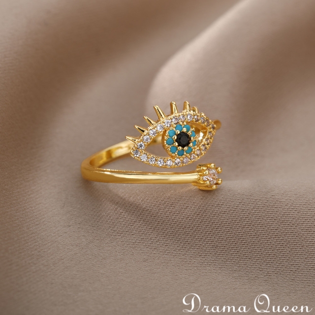 Pretty Eye Ring